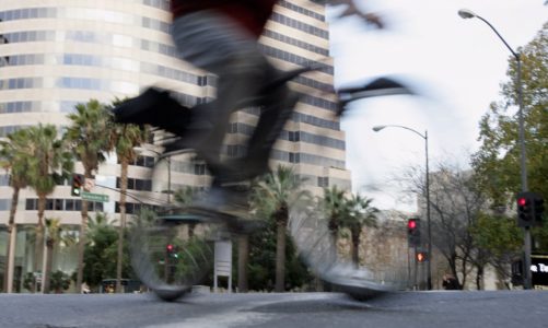 ‘Jerk’ bicyclists are a bigger danger than cars, Roadshow reader says