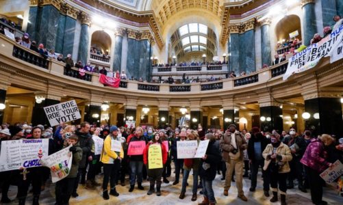 Planned Parenthood resumes abortions in Wisconsin